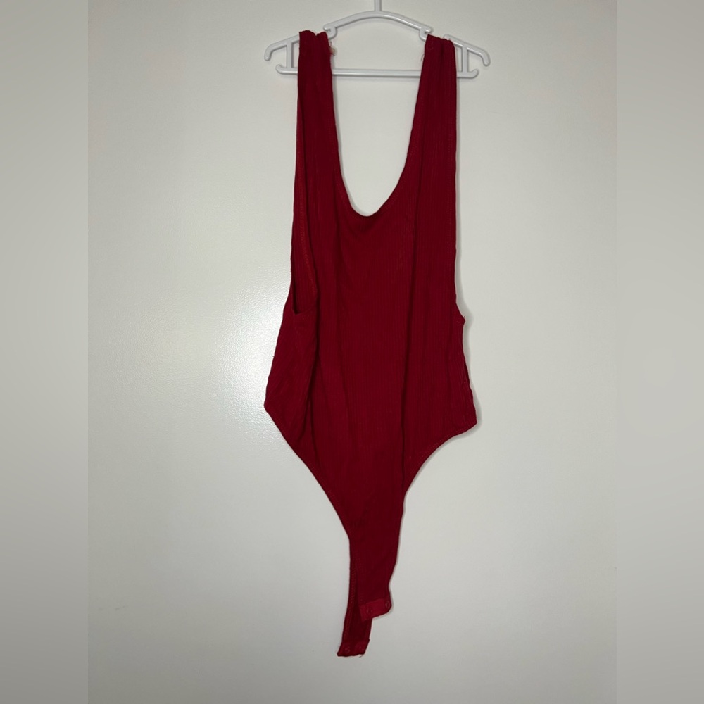 maroon low back body suit